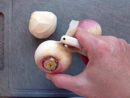 How to peel turnips